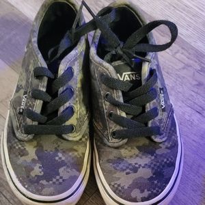 Boys size 13 camo Vans
